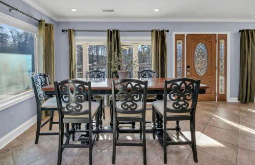 Pond View Retreat Spacious 3BR - Foto 22