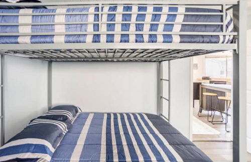 Peaceful Lydia Hide-O-Way - New Pool & Near Beach, Breakfast, Spa & Go-Karts! - Foto 42