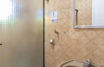 Casa Lindíssima e Espaçosa com 2 Piscinas - Adulto e Infantil, Perto da Praia, Opção da Piscina Adulto Aquecida Cobrado à Parte, 4 Quartos Frente as Piscinas, Área Gourmet Completa com Churrasqueira, Forno e Fogão a Lenha, Mesa de Bilhar, Lareira na Sala - Photo 30