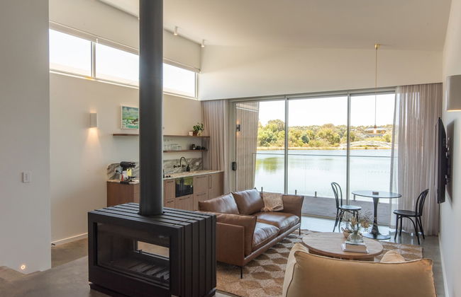 Edge Luxury Villas - Photo 13