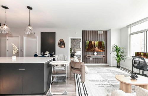 Urban 2BR Oasis with Scenic Rooftop and Gym - Foto 71