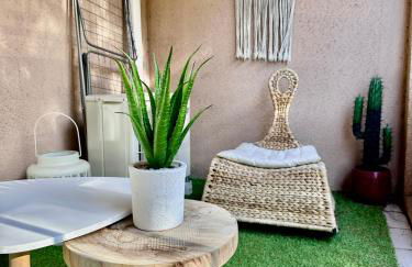 Studio sur le port de Hyères - à 2min des plages, Clim & Balcon - Foto 6