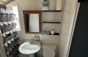 Midtown Charm: 1BR Urban Pad - Foto 25