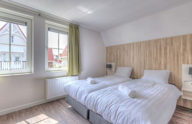 Sunny Zeeland Getaway - Photo 2