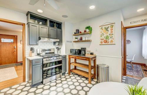 Butterfield Family Friendly Bungalow Northside Indy with Arcade - Foto 9