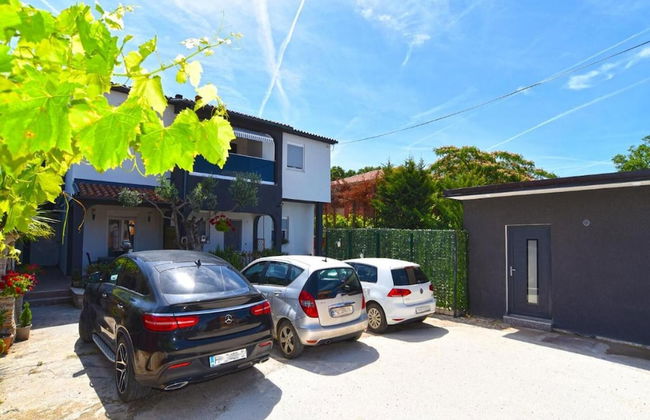 Welcoming Apartment With Shared Pool - Foto 17