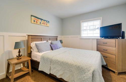 Walk to Atlantic Beach Family Gem with Fenced Yard - Foto 21