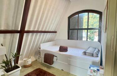 Casa estilo chale dúplex com 3 quartos, churrasqueira, balanço, chuveirão e a uma quadra da praia - Foto 30