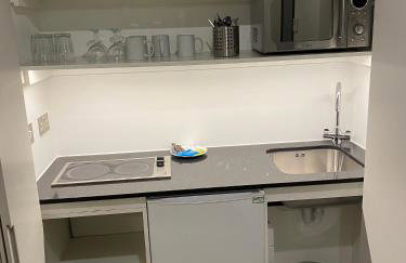 Axiom Park Hotel - Photo 22