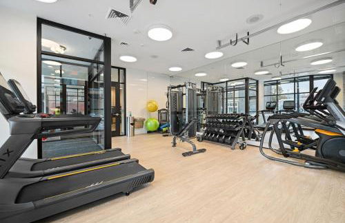 Comfy 1BD1BA Riverside Apt W QueenBdLaundryTV - Foto 31