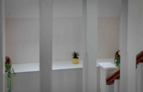 Elizabeth II Five Bedroom Spacious Home - Foto 7