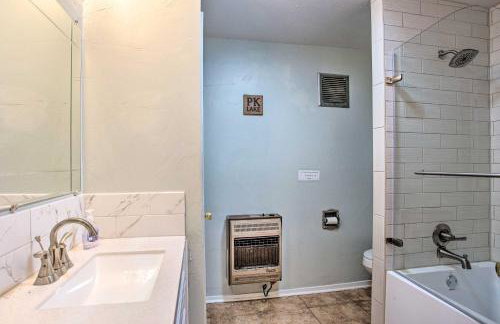 Possum Kingdom Lakefront Home with Patio and Dock! - Foto 23