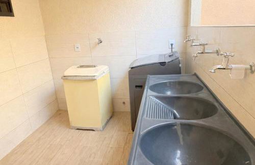 Casa espaçosa 10min do MotoGP Autódromo e BR-153 - Foto 21