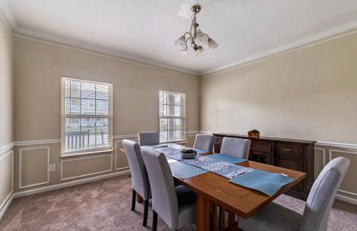 Incredibly Spacious Carmel Home with Fully Equipped Kitchen - 4700 Sq Ft! Sleeps 15! Pet Friendly! home - Foto 12