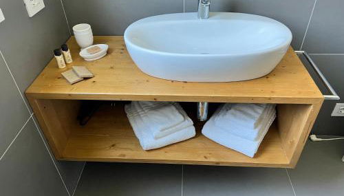 Val Mora Bio Apartments - Photo 4, towels