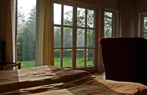 Apartment Appartement in Unzenberg Hunsrück by Interhome - Foto 3