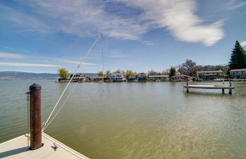 Waterfront Lakeport Rental Home with Private Dock! - Foto 32