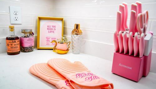 Rose Quartz Suite - NEW 2 bdrm 2 bath - Foto 2