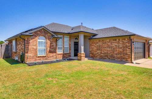 14 Mi to Dtwn OKC Edmond Gem with Fenced Yard! - Foto 24