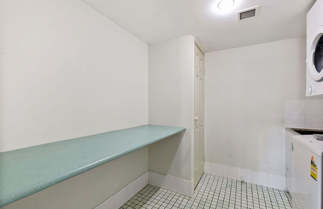 White Crest Apartments - Foto 75