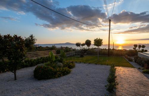 A V Luxury Apartments with Private Pools - Photo 34