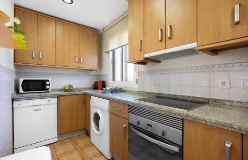 V Centenario free parking by Staycare - Photo 9