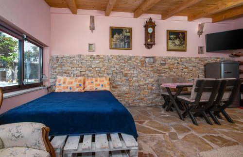 Istrian Tavern next to the Pool - Photo 4