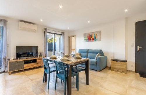 T2 Azur - Plage & commerces à 200m- Barbecue - Parking - Wifi - Foto 1