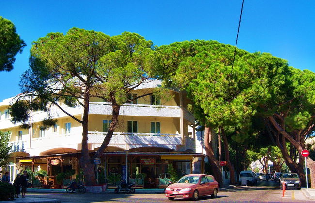 Fantasia Hotel Apartments - Photo 43