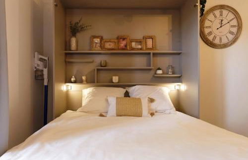 L'écrin, Studio Cosy, MBS, Wifi, Parking, Clim - Foto 2