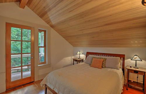 Lopez Island Hideaway with Coastal Views and Deck! - Foto 18