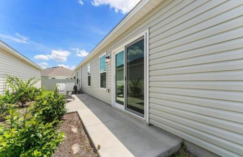 Large 3 bedroom with Pool and Golfcart - Foto 31