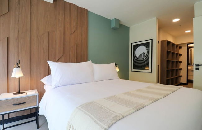 w Captivating 1BR in San Isidro - Photo 14