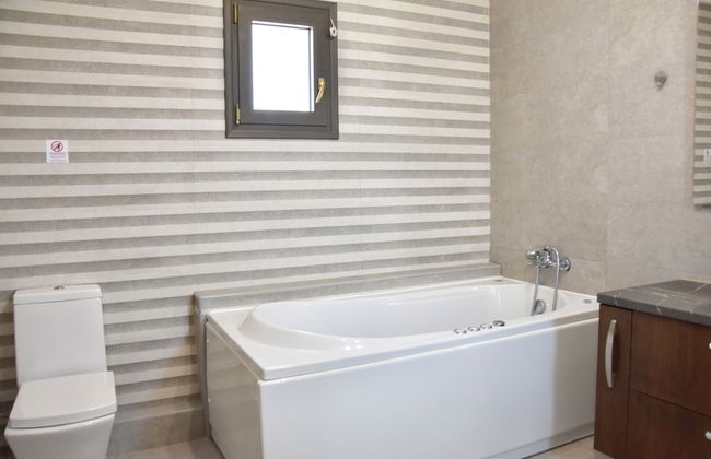 Luxury Rental Villa for 14 People - Foto 32