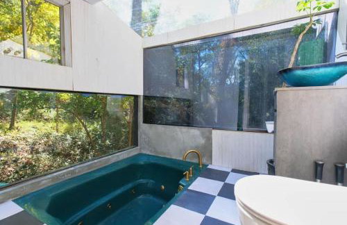 Vintage Lovers` Cabin with Jacuzzi & Lake Access - Foto 2