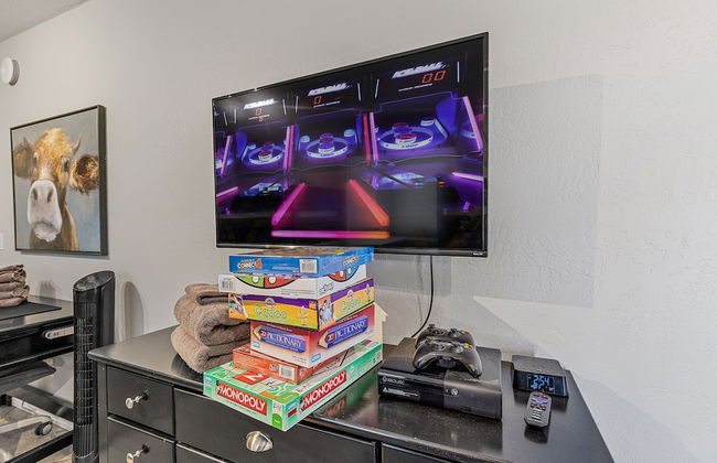 Spacious Canyon Peak Pine View Home Game Room Hot Tub - Photo 34