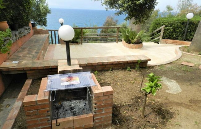 Cozy Holiday Home in Ricadi near Sea - Photo 15