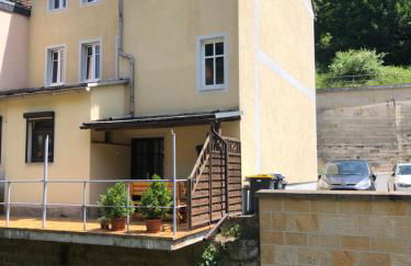 FeWo Ostrau, neues Bad, neue Küche, zentral, Sandstein-Ferien, Terrasse - Foto 8