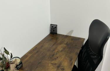 Modern 2-Bedroom Flat Near Wembley - 9 Minutes from Park Royal Station - Foto 16