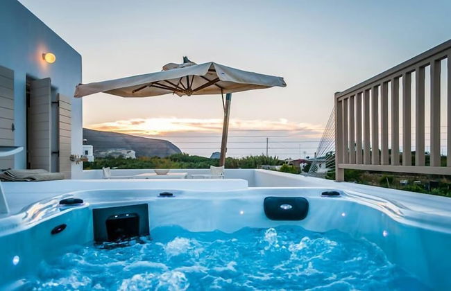 Milia Gi Suites - Photo 40