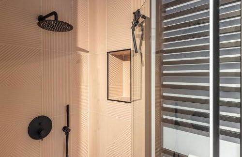 Luxury Apartment Near Milan - 6 Guests - Metro M2 - Foto 3