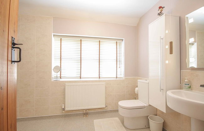 Charming 5-bed Cottage in Old Sodbury Bristol - Foto 14