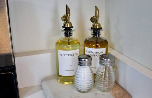 Cute and Cozy Comfy Birds Junior Cottage - 1 mile to Dwntn Ocean Springs, near Beach with Golf Cart - Foto 6