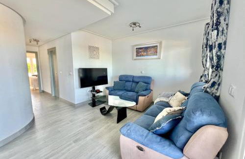 Stunning apartment with pool, golf and lake views - Foto 6