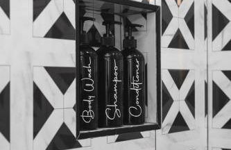 Condo with Free Parking, 3 mi Downtown & Stadium, by Coffee - Foto 33