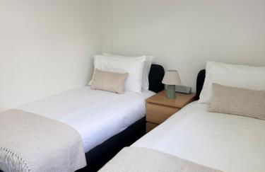 Modern Apartment - Free Parking - Close To Metro - Foto 10