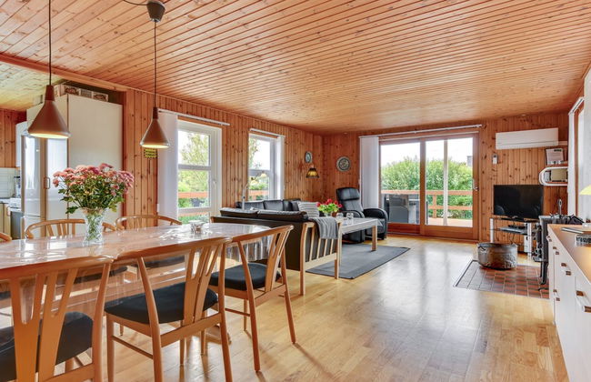 "Ellyn" - 500m from the sea - Photo 25