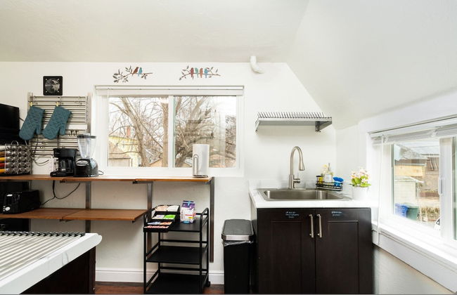 Charming Apt With King Bed in the Heart of SLC - Photo 6