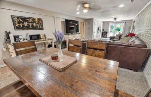 Moon River Smart-Suite near Interstate 44 and Airport - Photo 29