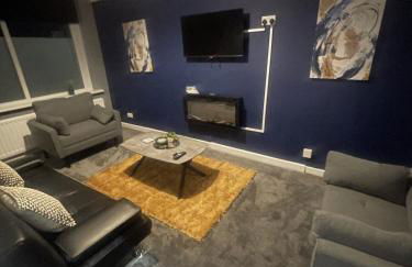 Affordable Luxury 3 Stunning Two Bed Apartment Sunderland close to City centre Hospital Crown Works Studio and Nissan - Foto 26